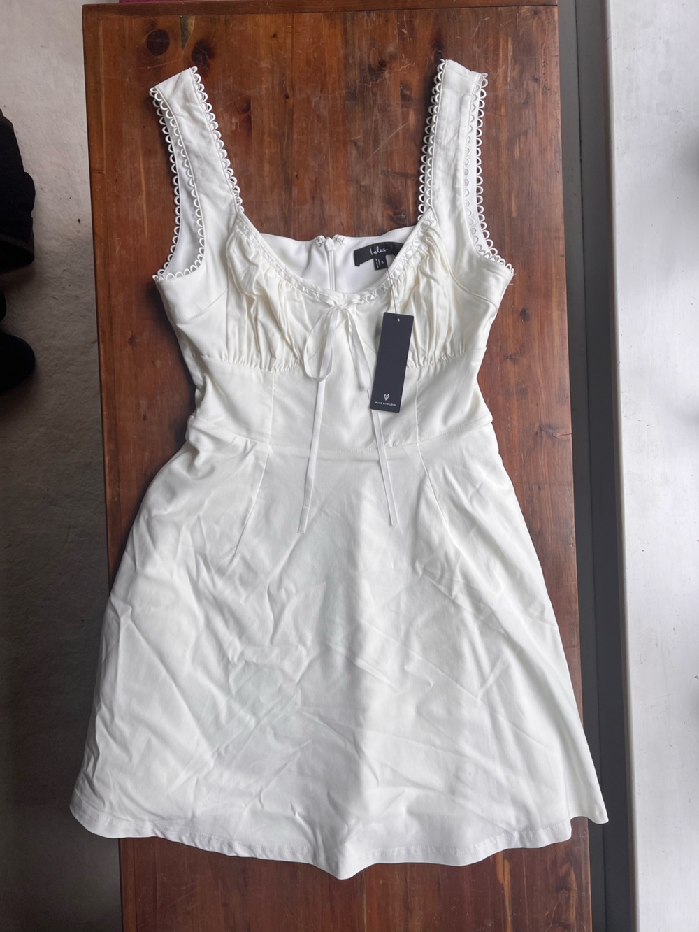 Lulu's Ivory Lace-Trim Sleeveless Midi Dress